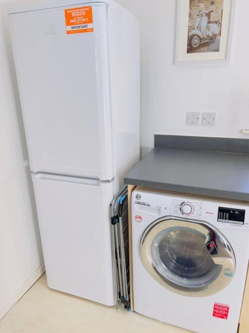 Starview Apartment-Vitoria Lexden Екстериор снимка