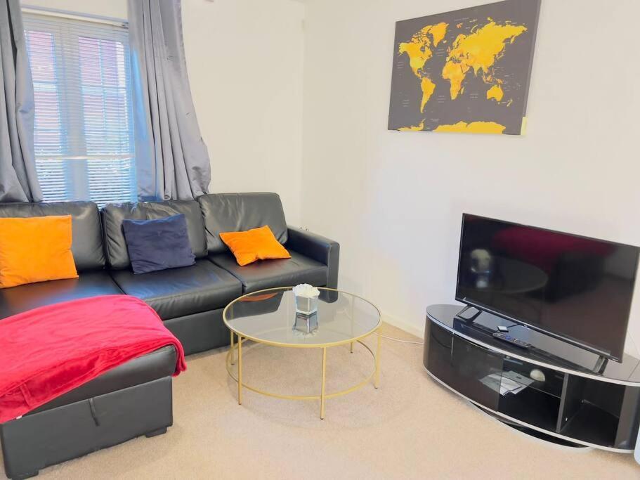 Starview Apartment-Vitoria Lexden Екстериор снимка